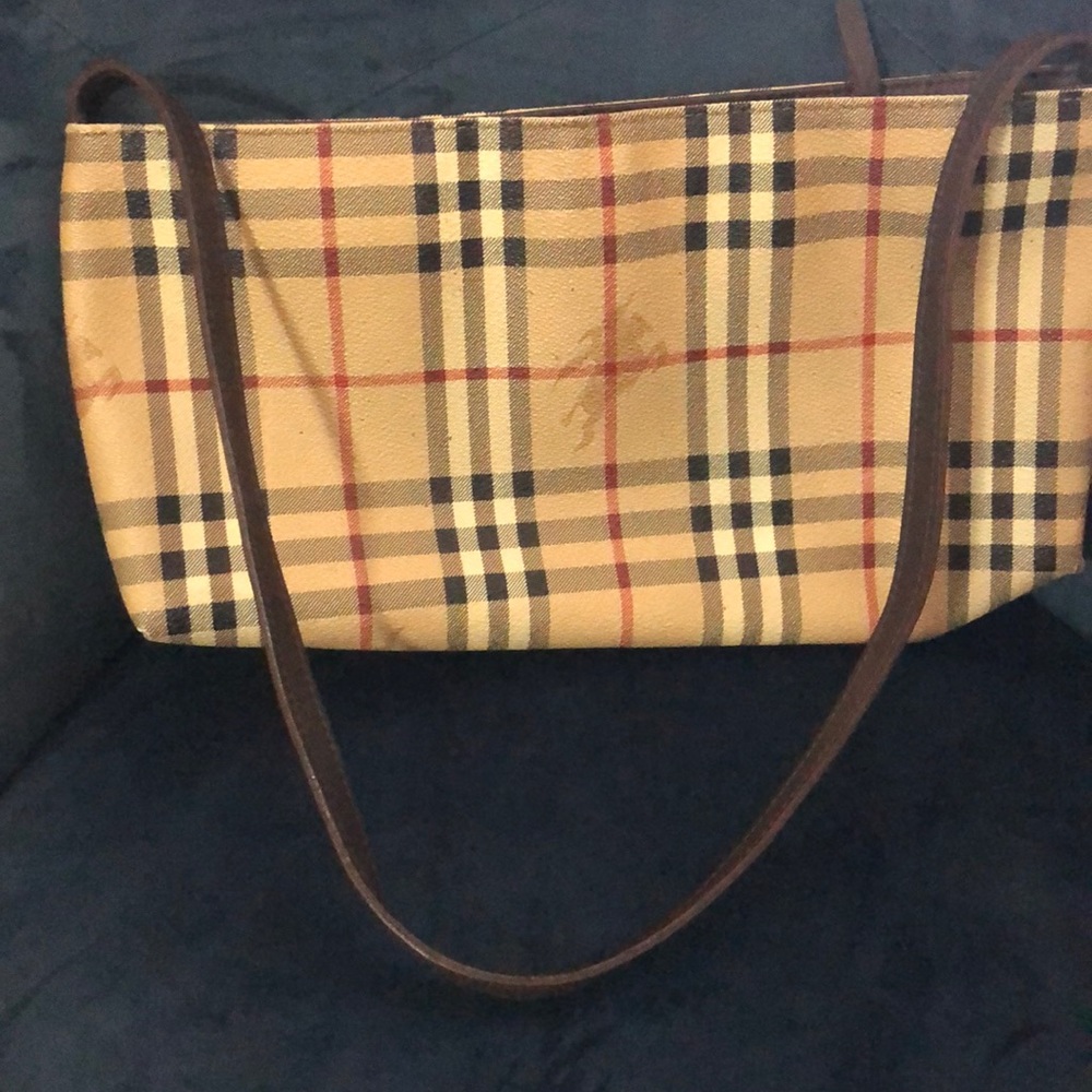 Burberry authentic shoulder bag